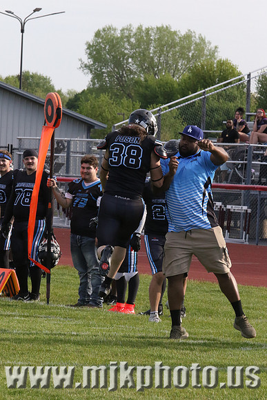 7D2_7041
