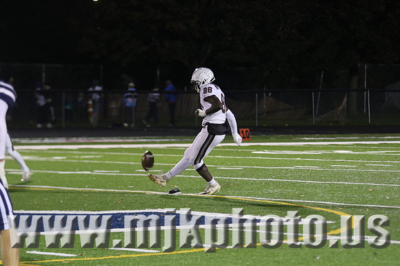 7D2_4054